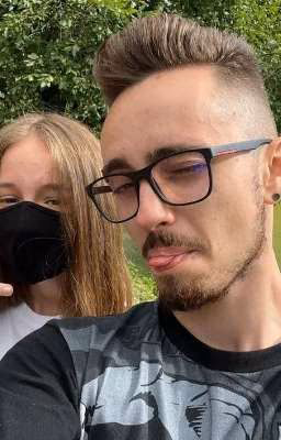 Нам нельзя быть вместе....