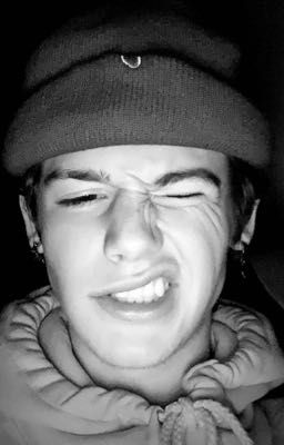 Хосслер и Мурмаер - Между двумя трибунами