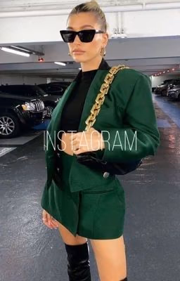 Instagram / Hailey & Justin