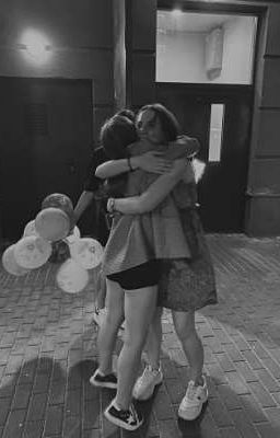 подружки с танцев