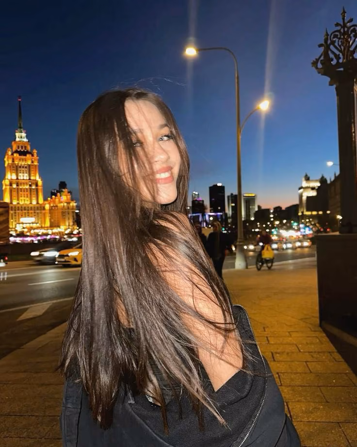 0220a7de46649cc6797a3097f372bf1b.avif