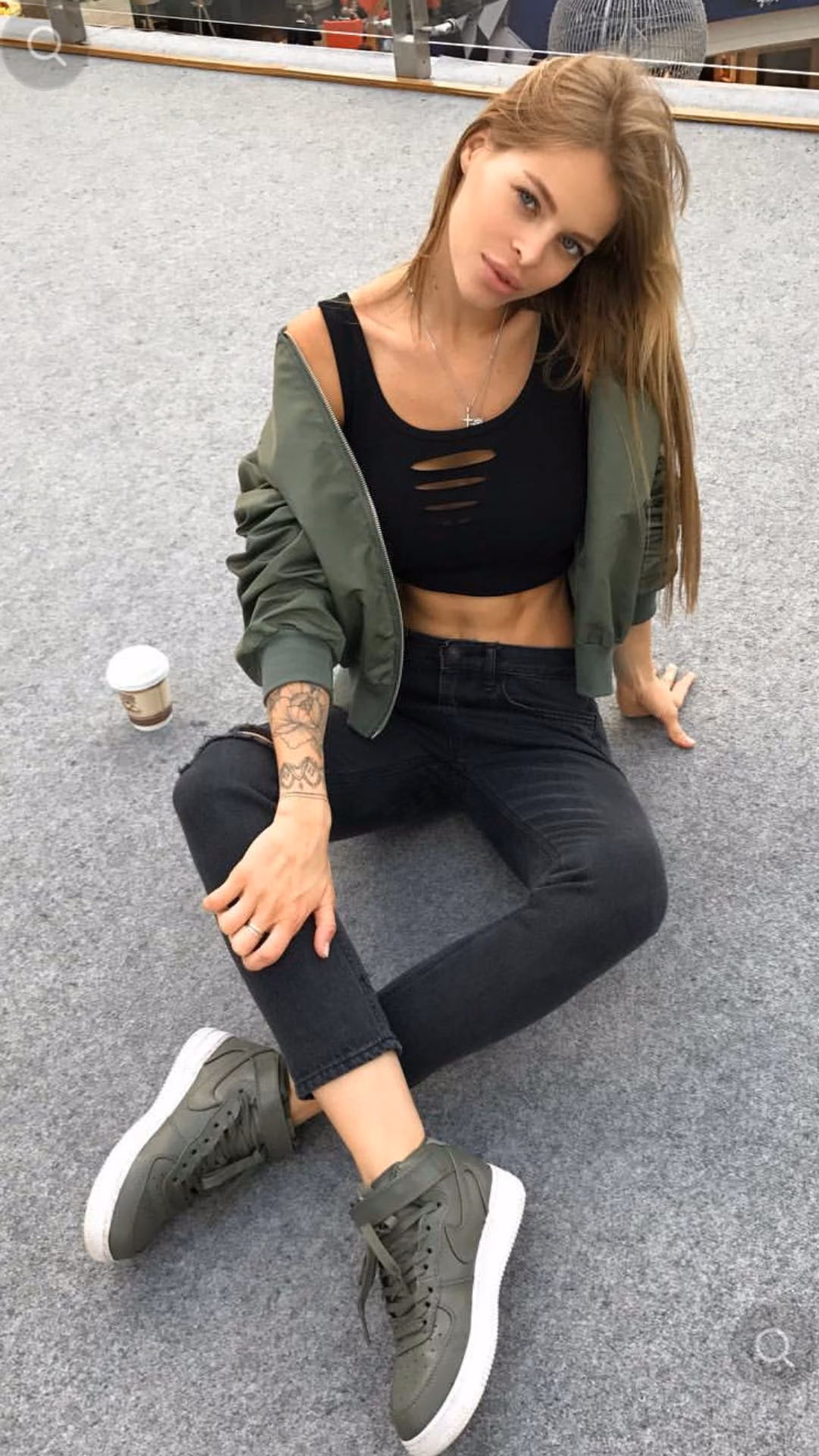 029ff6cf6922d64be7f3ca5781ca6c4f.jpg