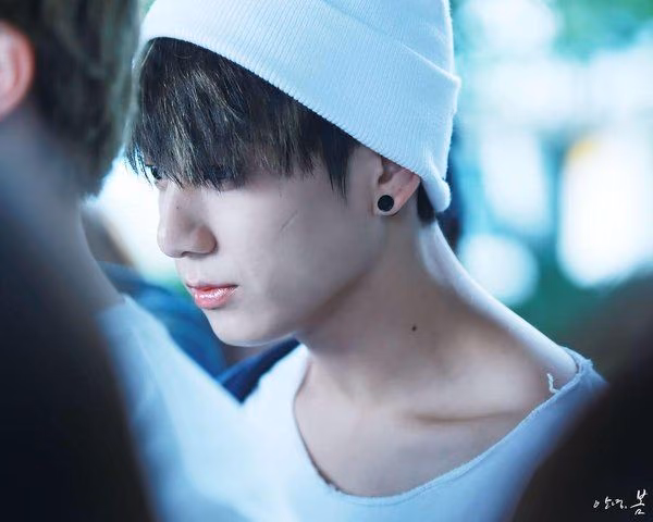 02deee5c01f38936a2f5a588fce20c48.jpg