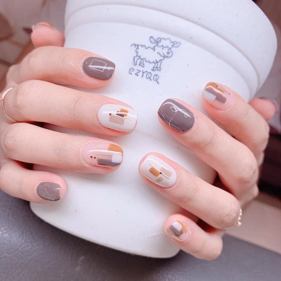 05ff314bb577159641a4f9bcb3f02c55.avif