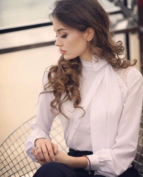 09bf0564063f0571ec85910ad9061146.avif