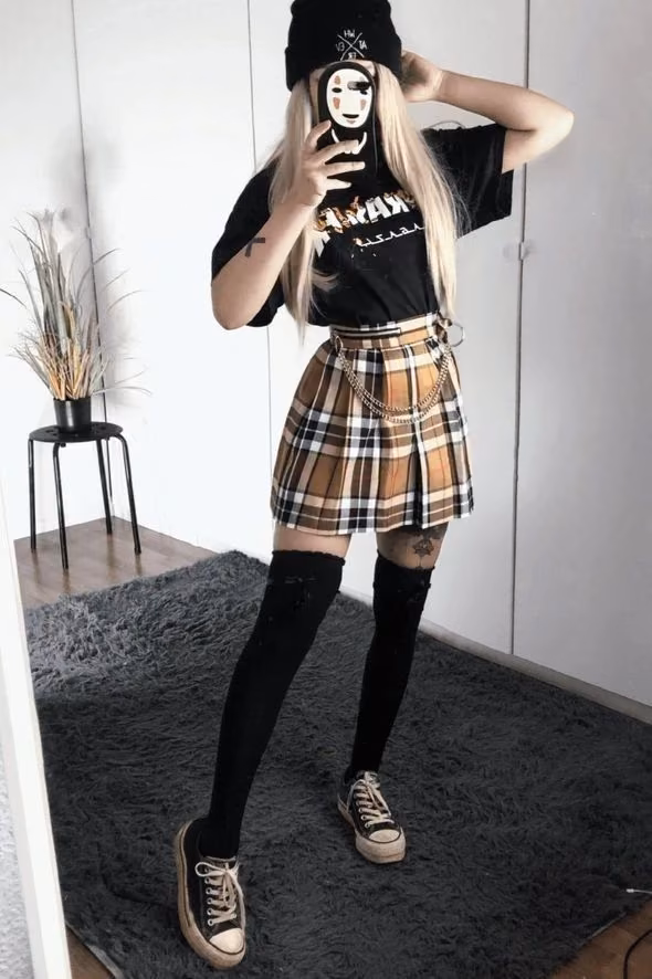 0a52319877cfe8b832116493441642f4.jpg