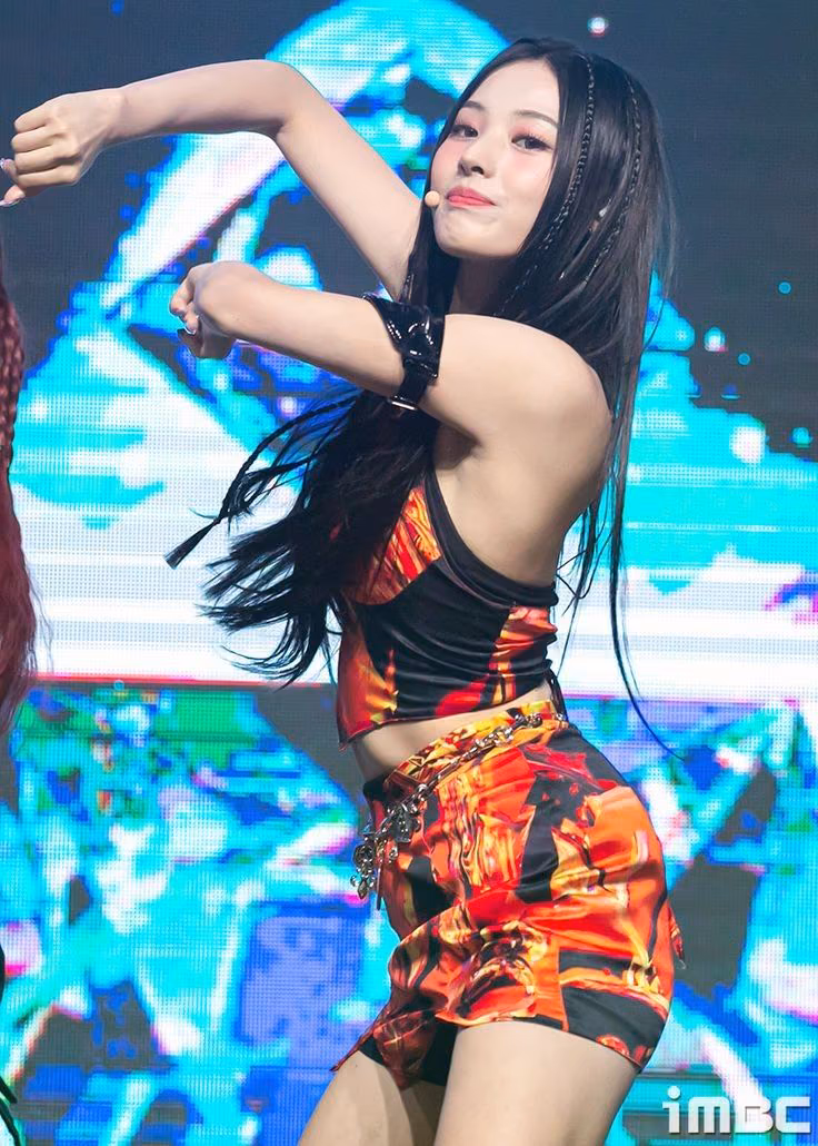 0b2e0cb943f3f34cbe494e467944c9be.jpg
