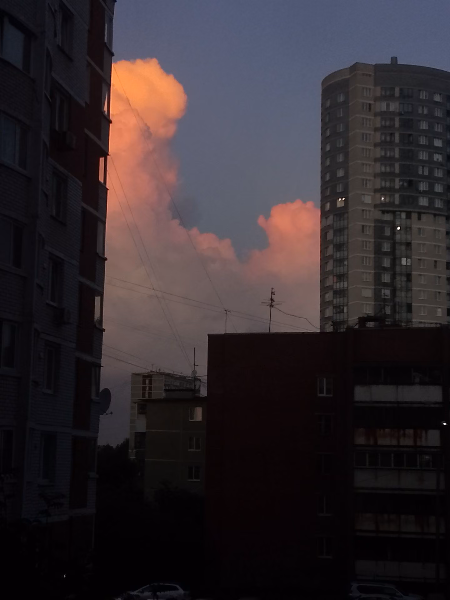 0c9effa13c90ecfe0bdf56a2fbb2f204.avif