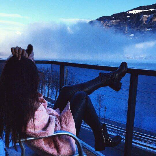 0ddbea6b54ae9ec44277e730acf5cd9b.avif