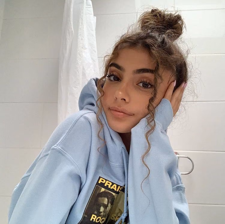 0f12a3d5e7936309e41800f179e5de41.jpg