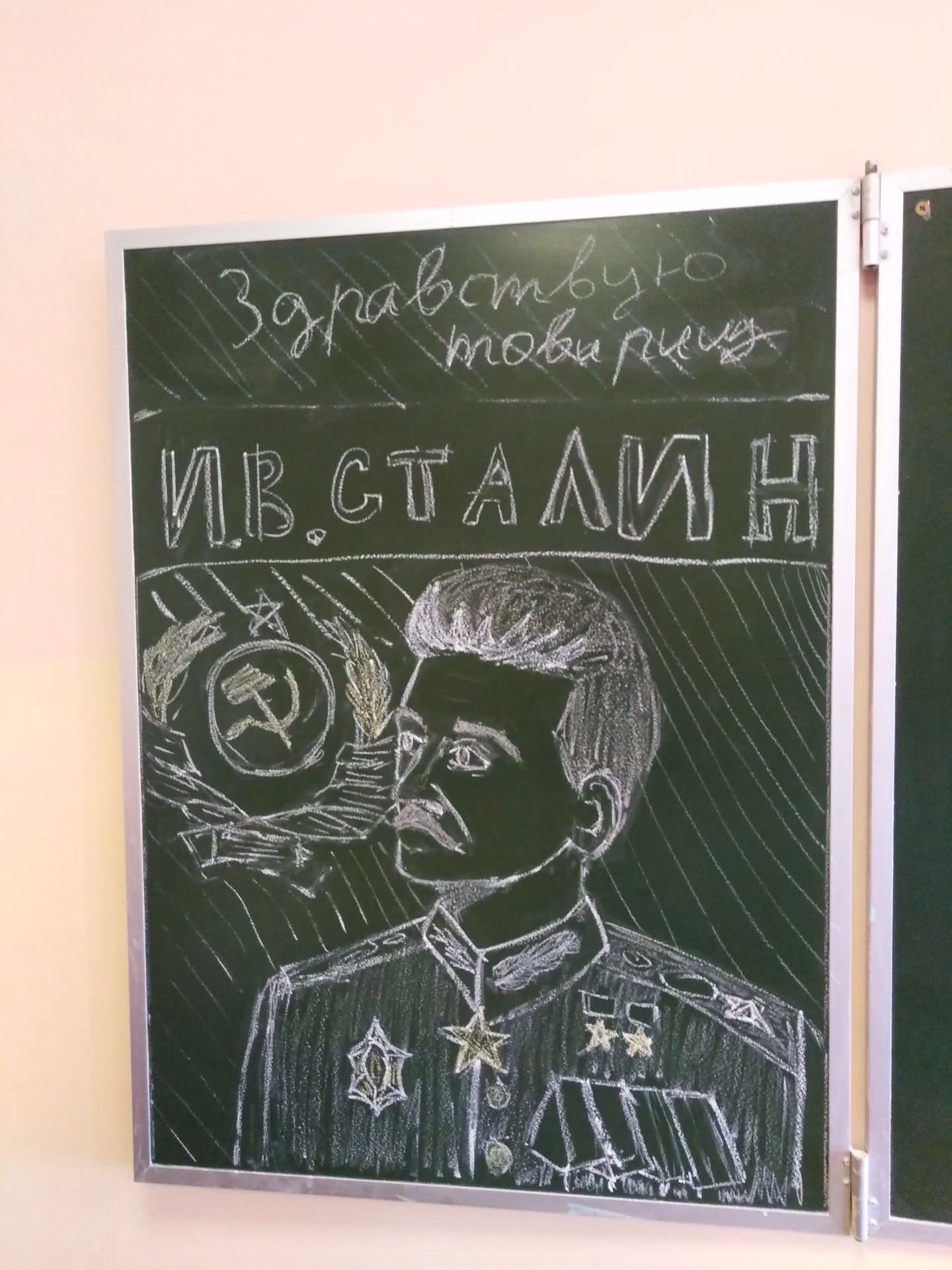 103f4e9564b936ef2f4e9cafb24ae5b9.jpg