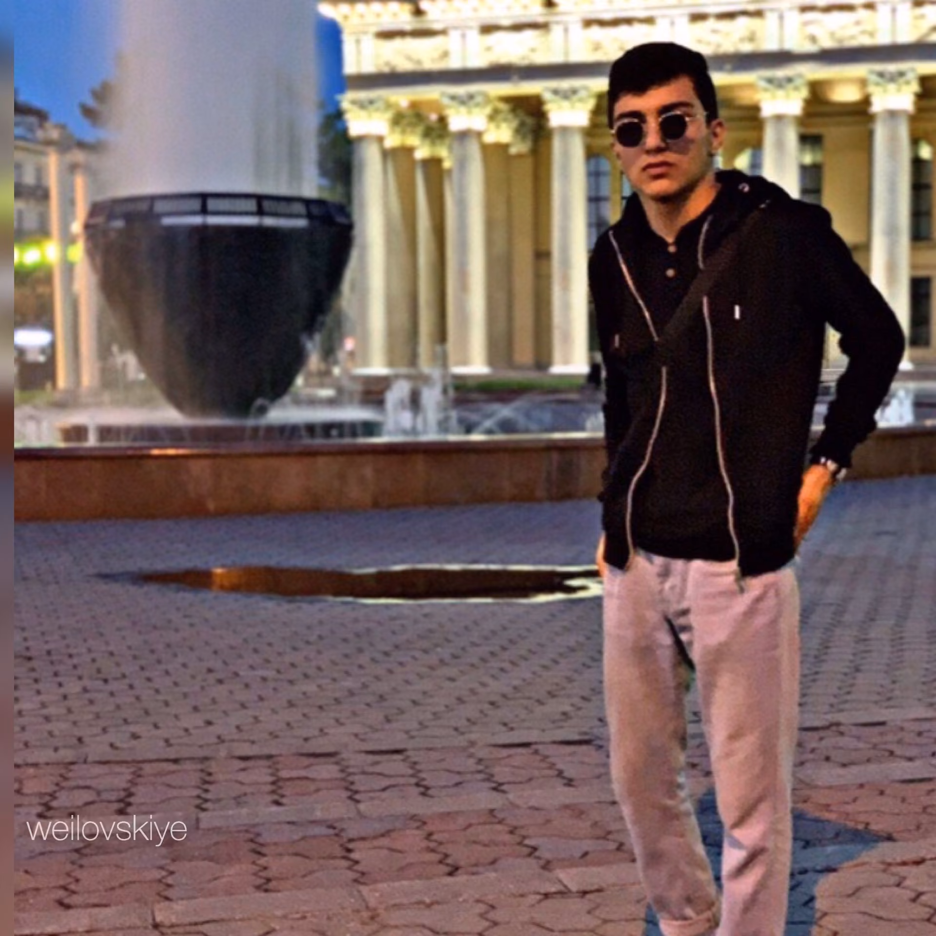 10a824cc168feb3fd5c928a873a777a1.jpg