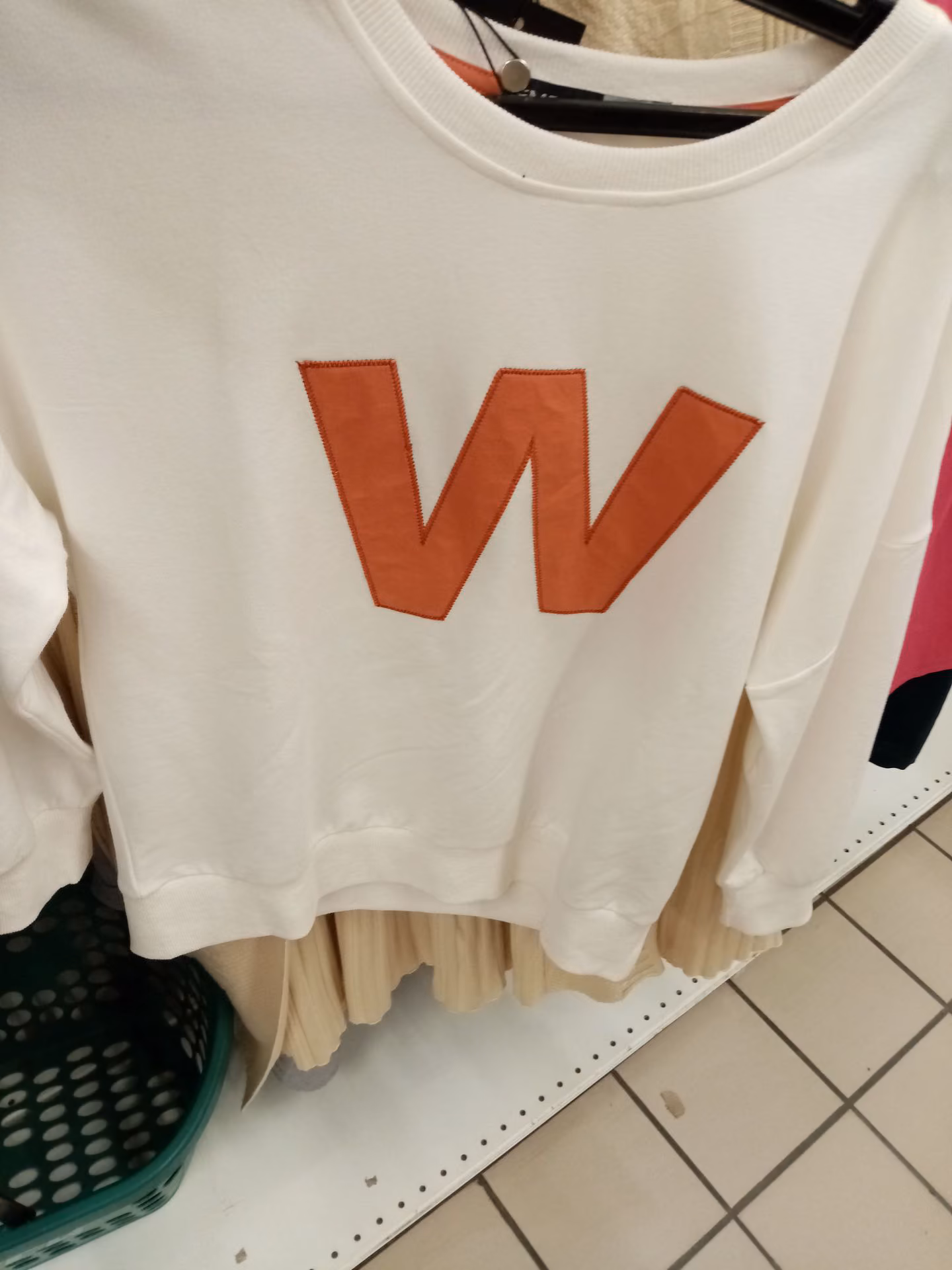 10c8b4dc29a29c70d9d199a9f6e67ae3.jpg