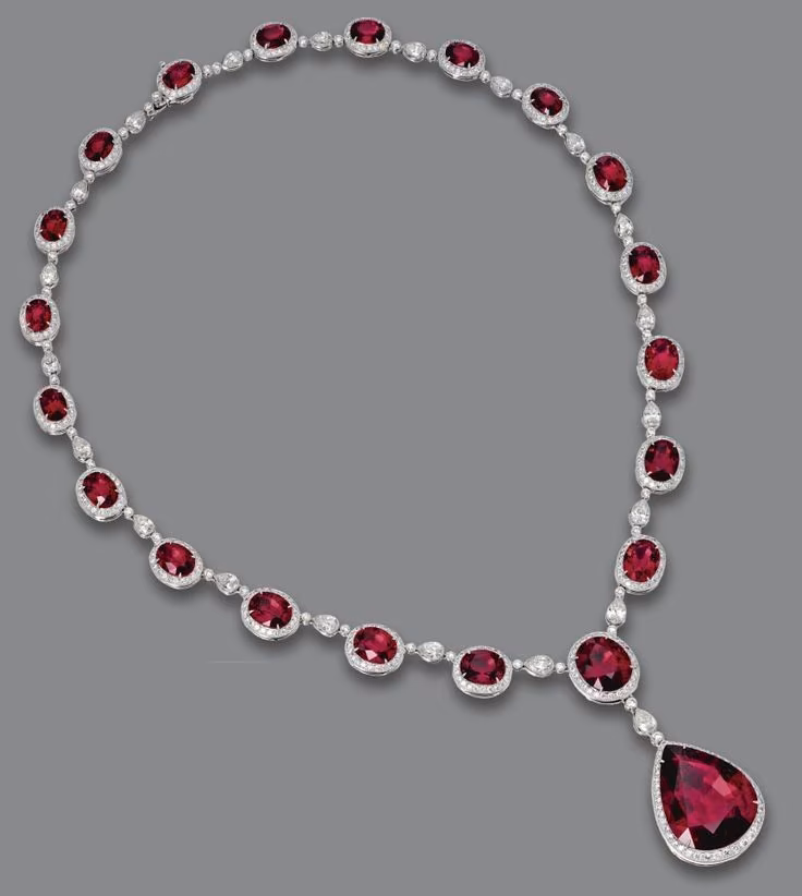 11d4d48f0fab6e575fbd11b55b385ed9.avif