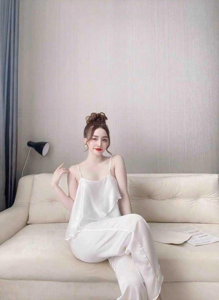 12729293f758624320a9ab6374daa4f2.avif