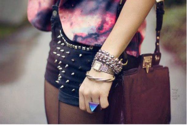 1300c525634b6844dbe7d422716bb4af.avif