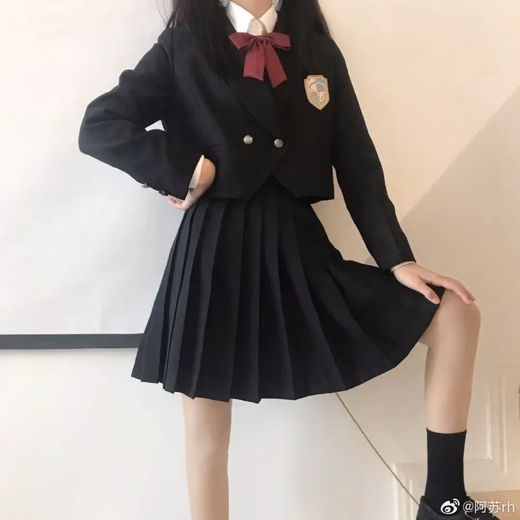 134b4a5c6b4f1e4af76dc4cc5b8cbf5a.jpg