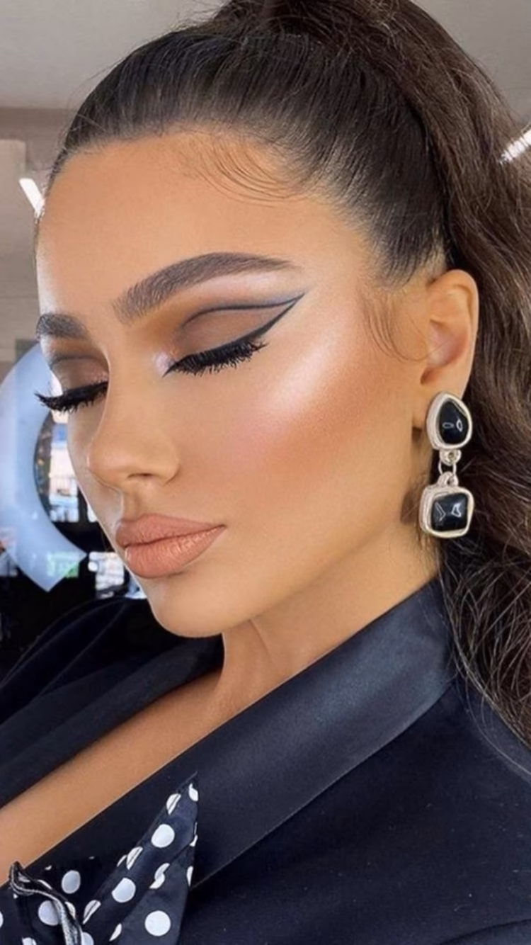 155f1a90e7ddf37a40576f9aed684bb6.avif