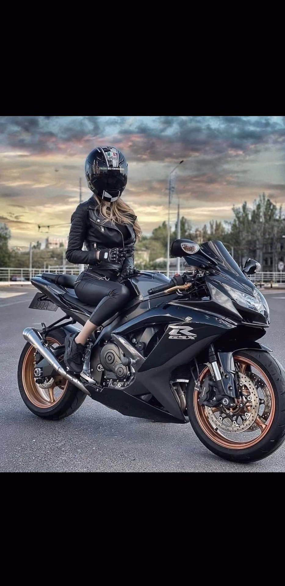 40e9283ad71da9fc17a50fce5760ae6b.jpg