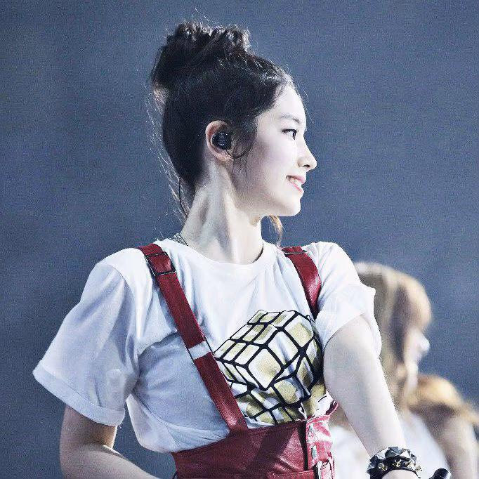 17fa350a0a181a51b4869dddffe9864d.jpg