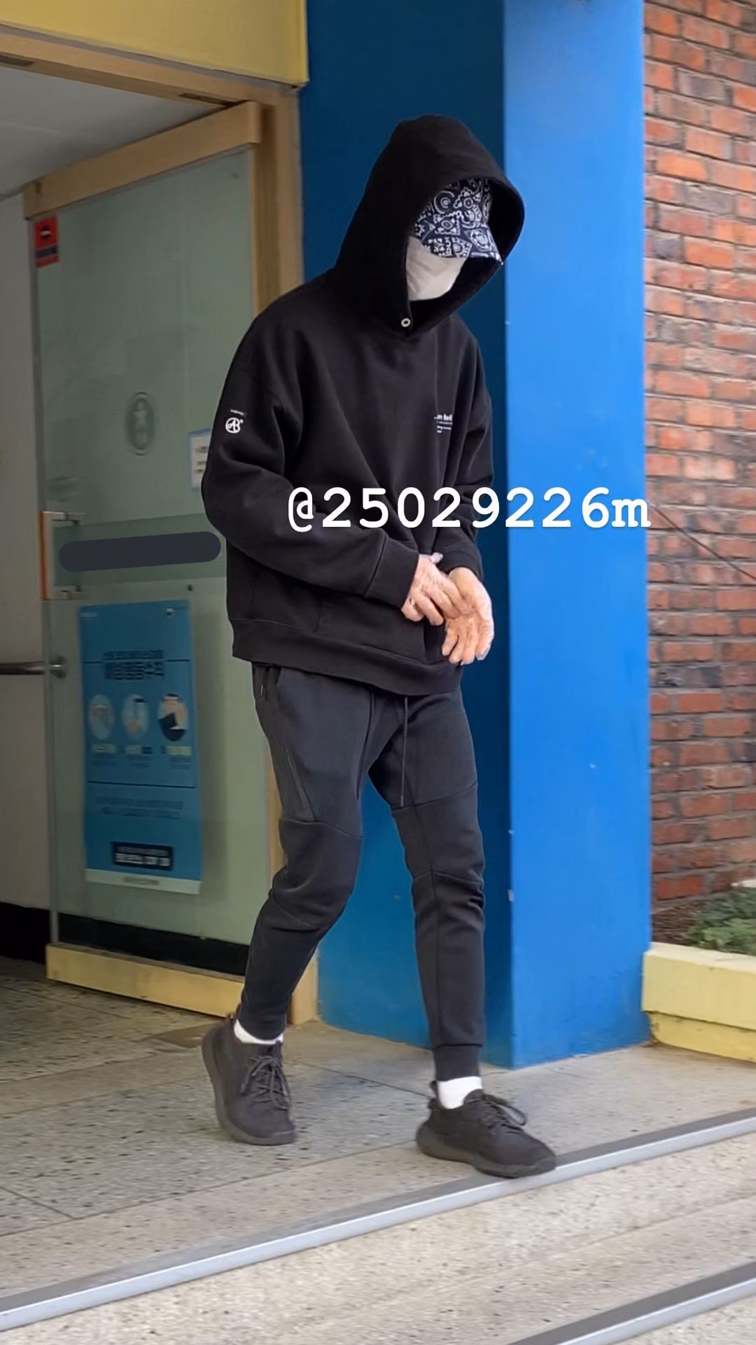 1810752b7401f22fb60a077be30cf64e.jpg
