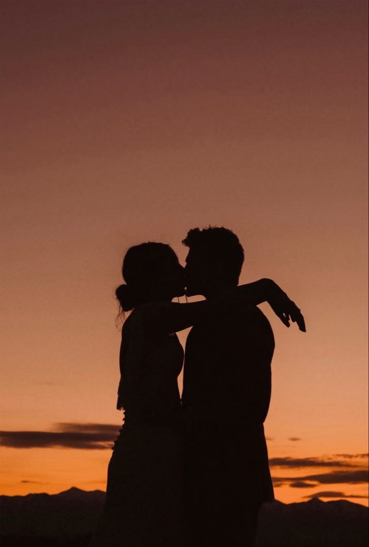 1974b02f0de66977529803c546bf6db0.avif
