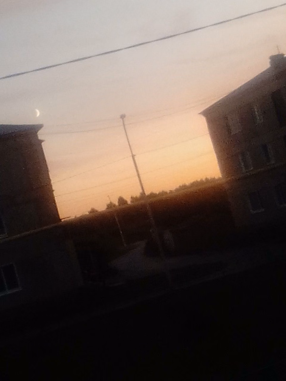 1dabe2d4bac0f2bb6297c88f3f31c04a.avif