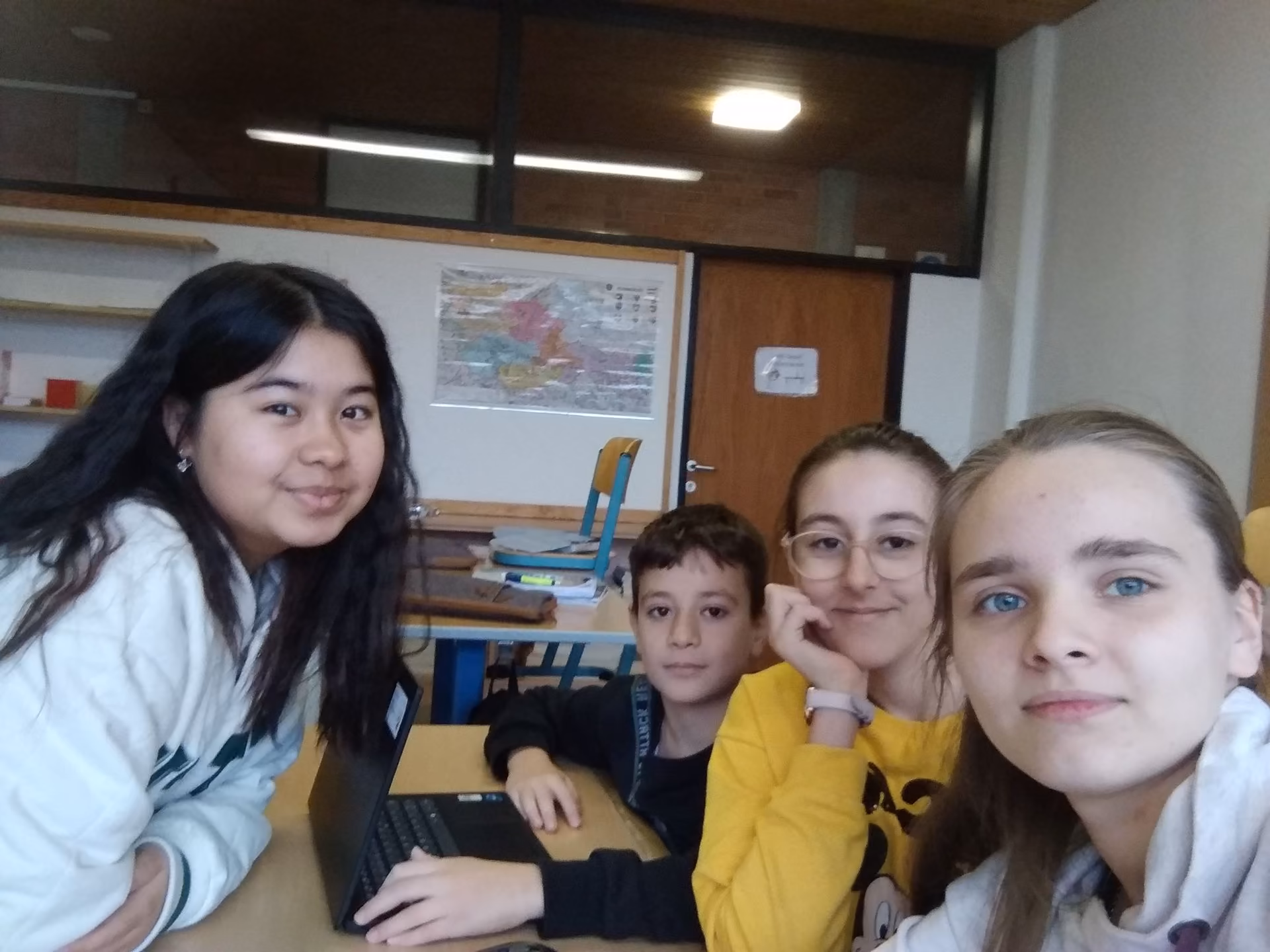 1e8fe140dfa6ff4a4cc5e5e32e78dfb2.jpg