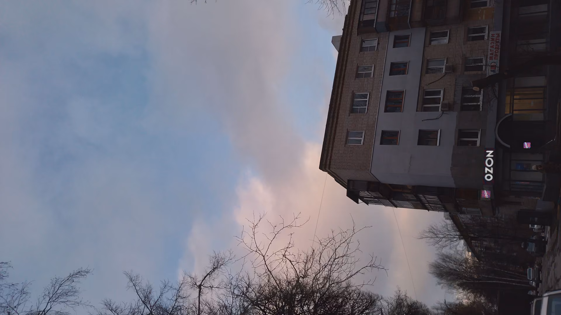 1fe37b75778c525ea23379987145ebdb.avif