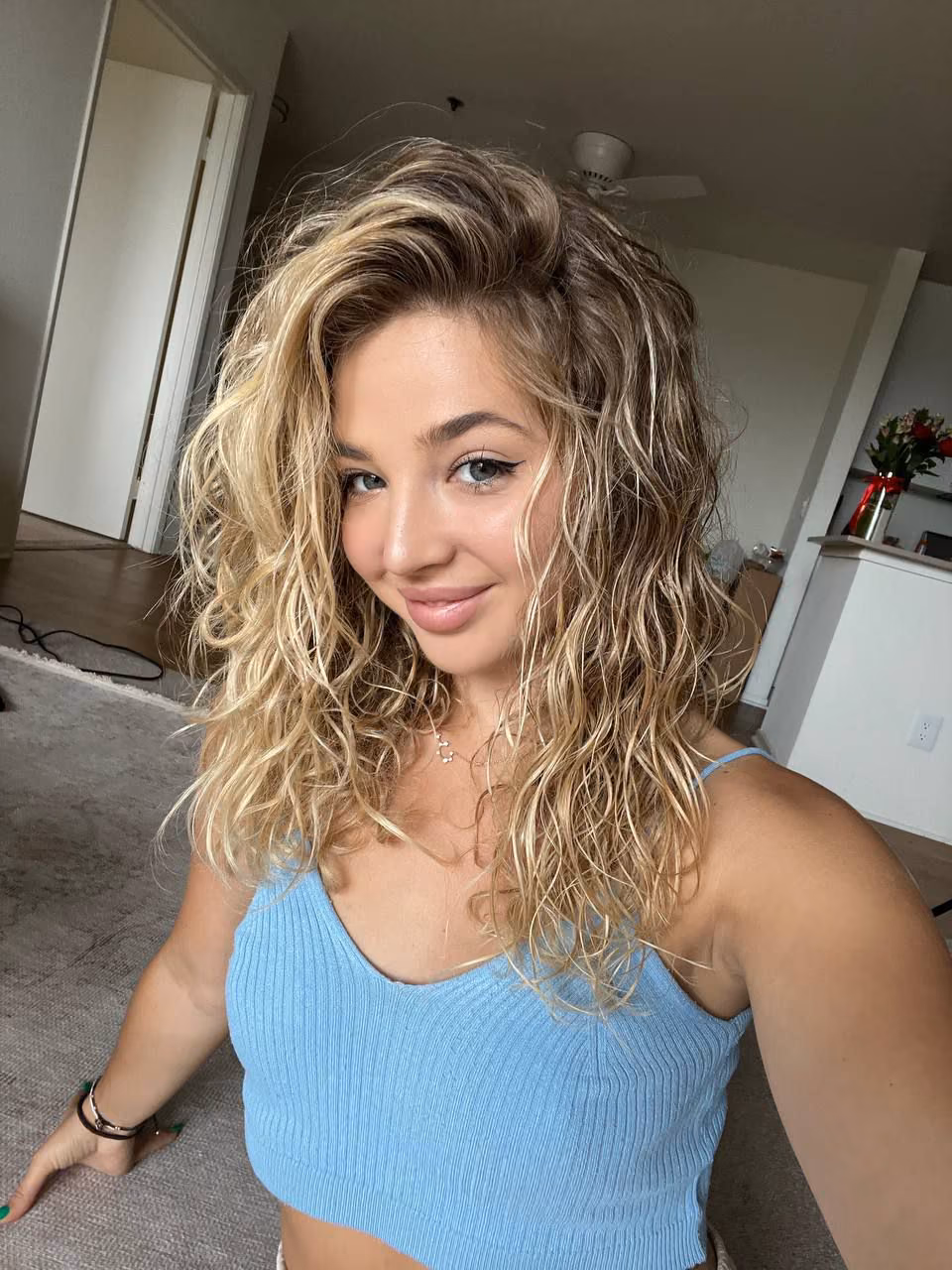 2316c28ca3885aa39cd802d2ce3b7cbb.jpg