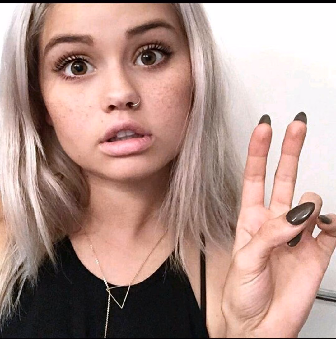 232a9c8c3e272842a1a9bc7b459abeb0.jpg