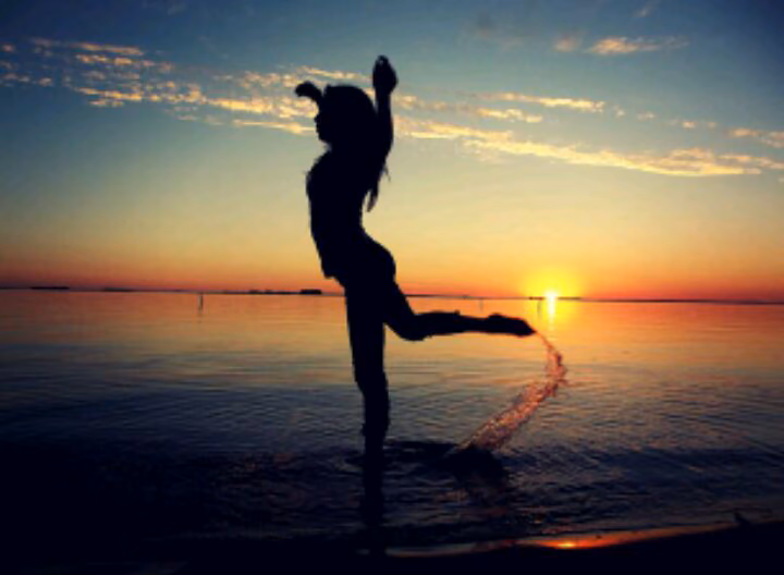 23e7e31c2f2b709c2a9b9334bbe1cf16.avif
