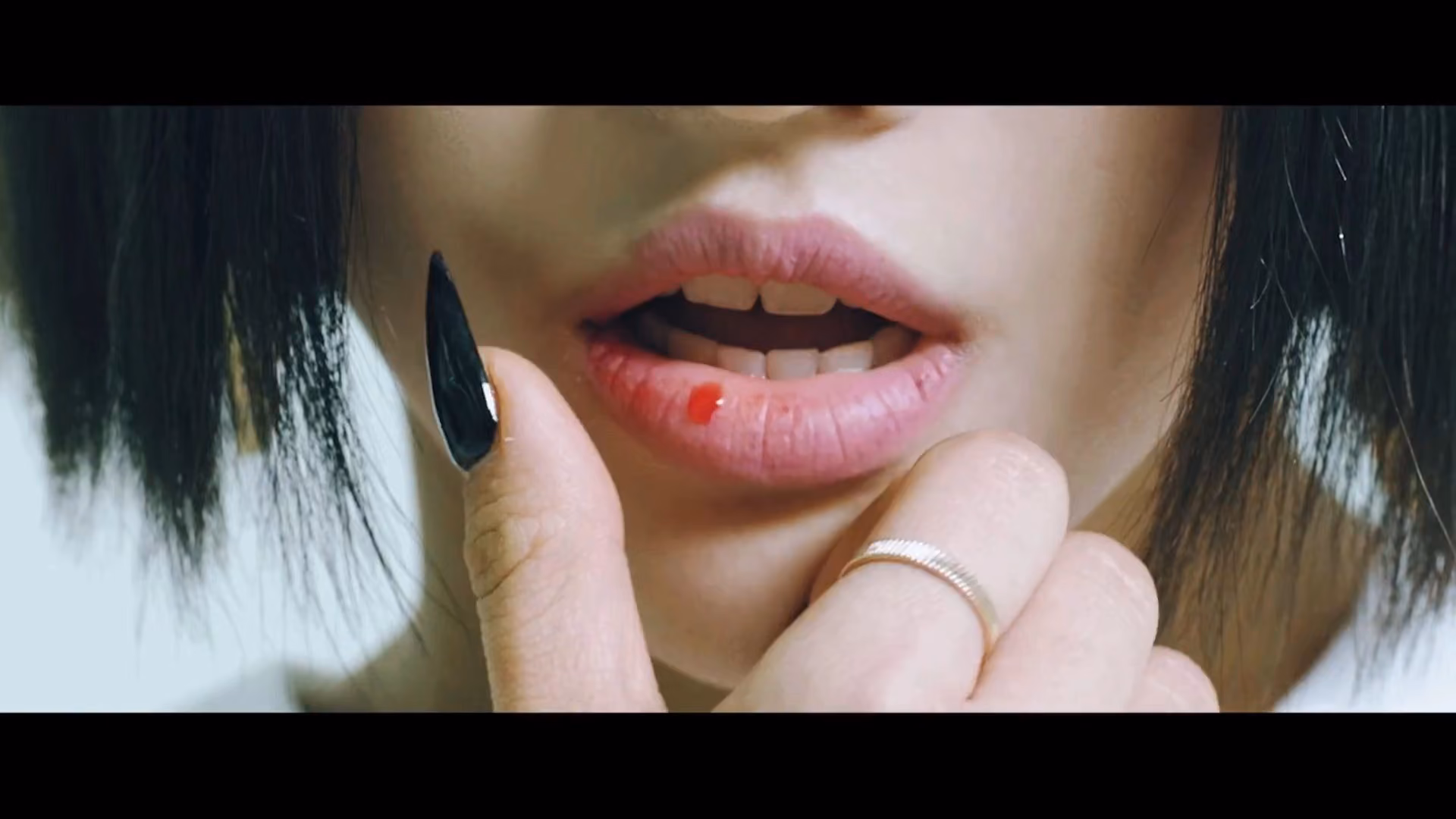 244dbbded9bed39cc93e1d85d067545f.jpg