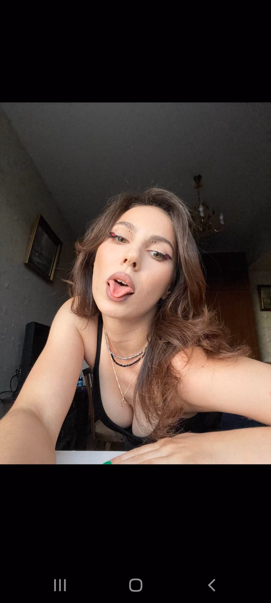 2482de9cedf3a673298b30b7283a7d93.jpg