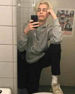 24dd0689995679b09bea3f0291a46028.jpg