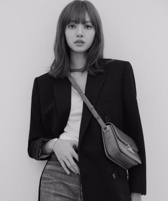 277ff1a7f27ac50a8c1bf3b20bd4d759.jpg