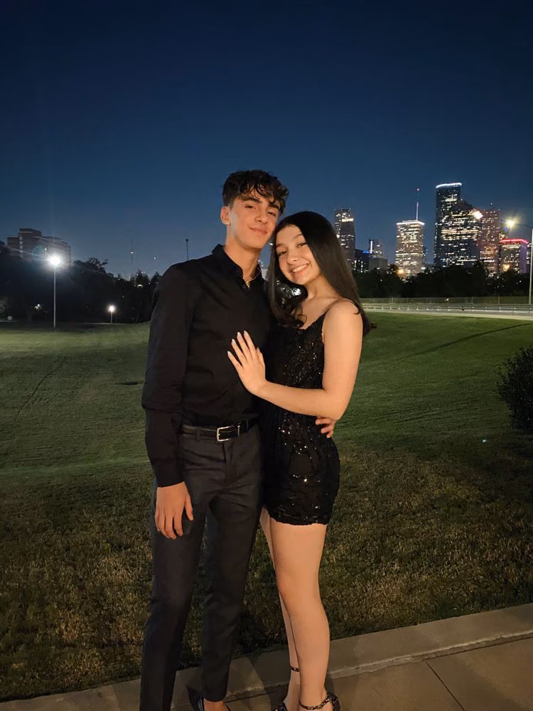 27f455c8f34e804160317774da33cde5.jpg