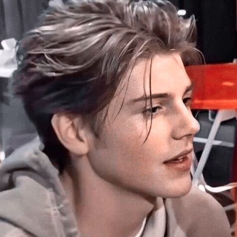 2a10bbf9434e770babef9c22ada1192f.jpg