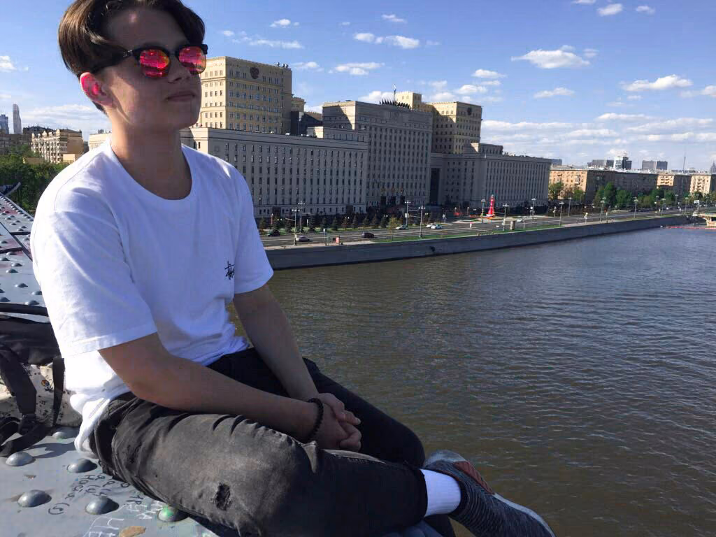 2f4df1fe67256325183bc94e2f6133ec.jpg