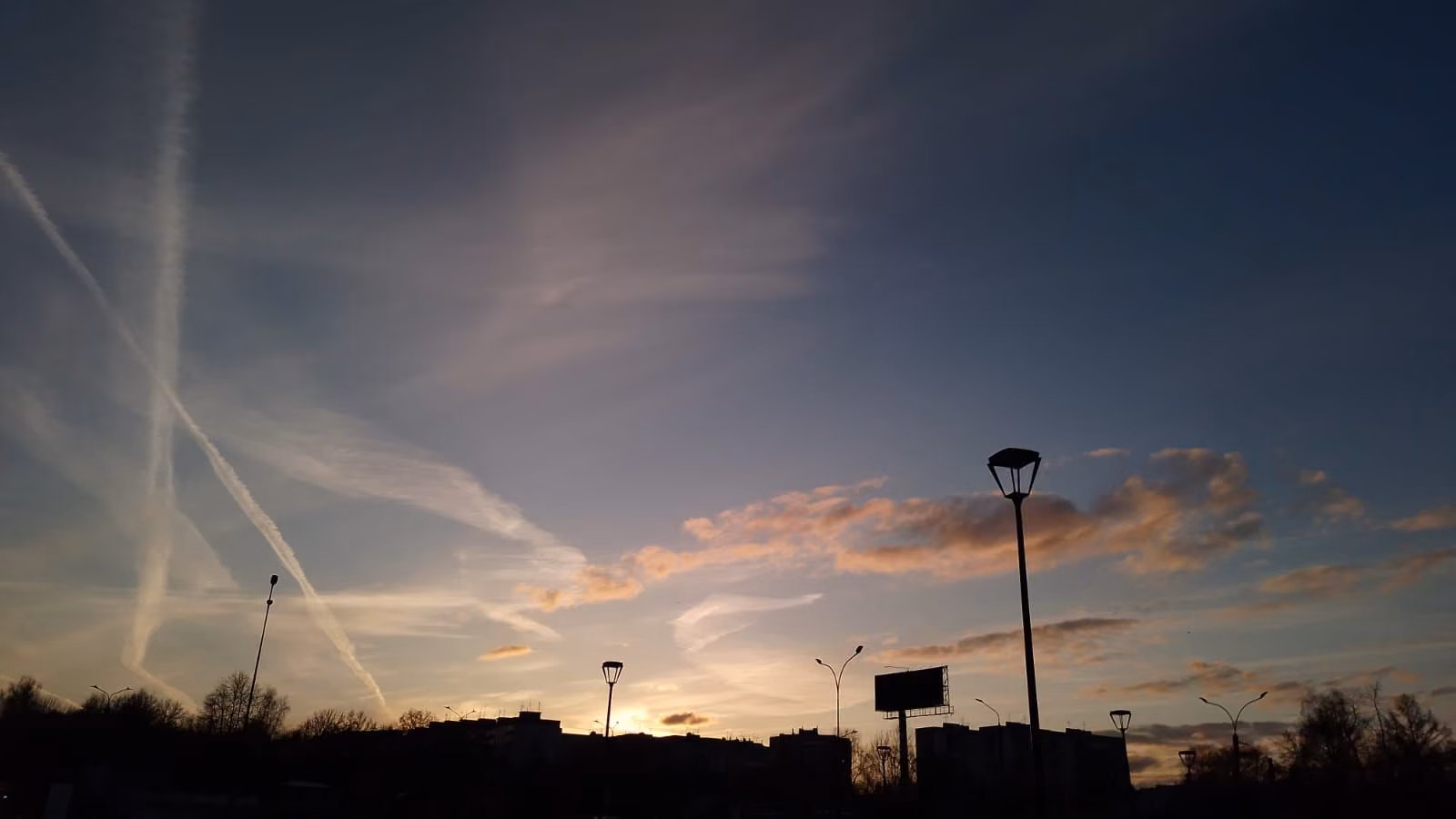 2f74f9ea9893f7ae5e3f36b47a58a603.avif