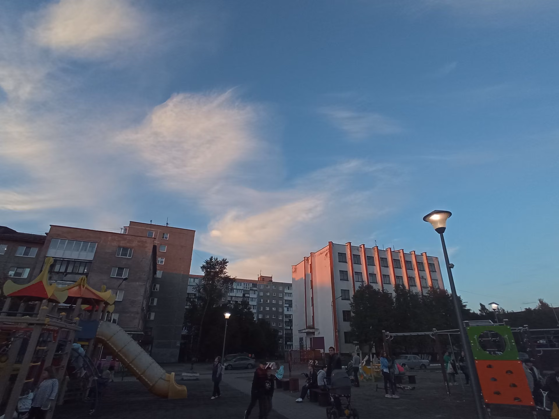 31c3df8e1897591ee84924c17236fb3a.jpg