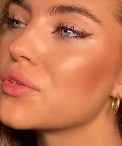 356442f2c5b6ccb3e41bc58b7c1e9556.jpg