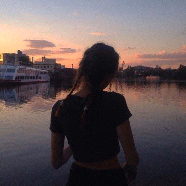 379bc7bae7c215baa4130353bf3328d0.jpg