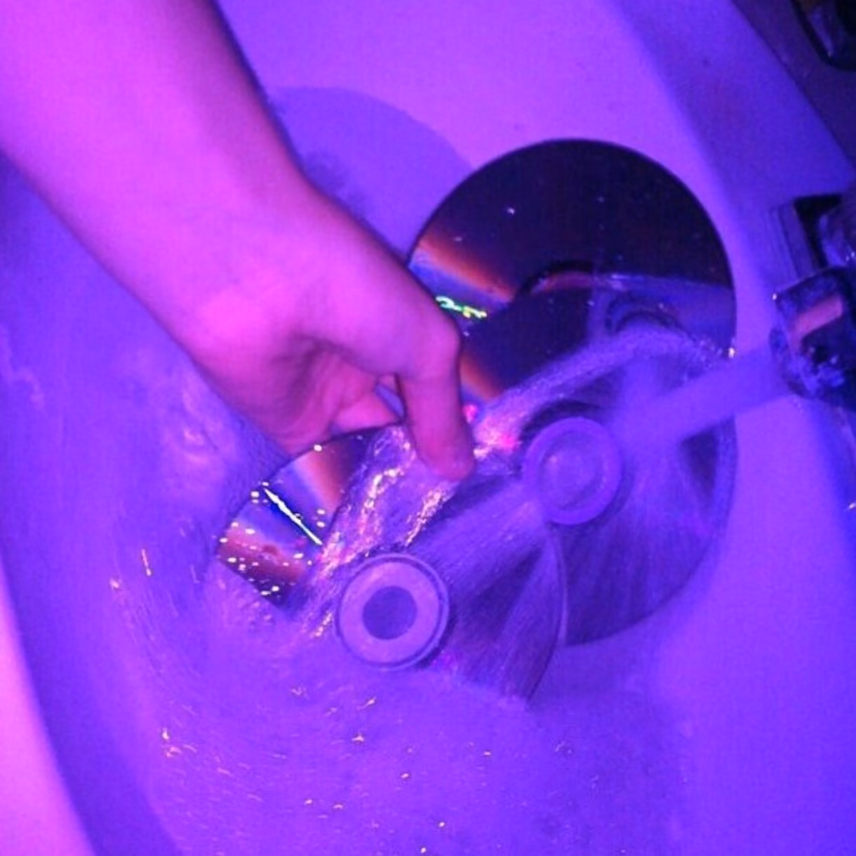 38dd9c176b84db9a45ad139c53876f5d.jpg