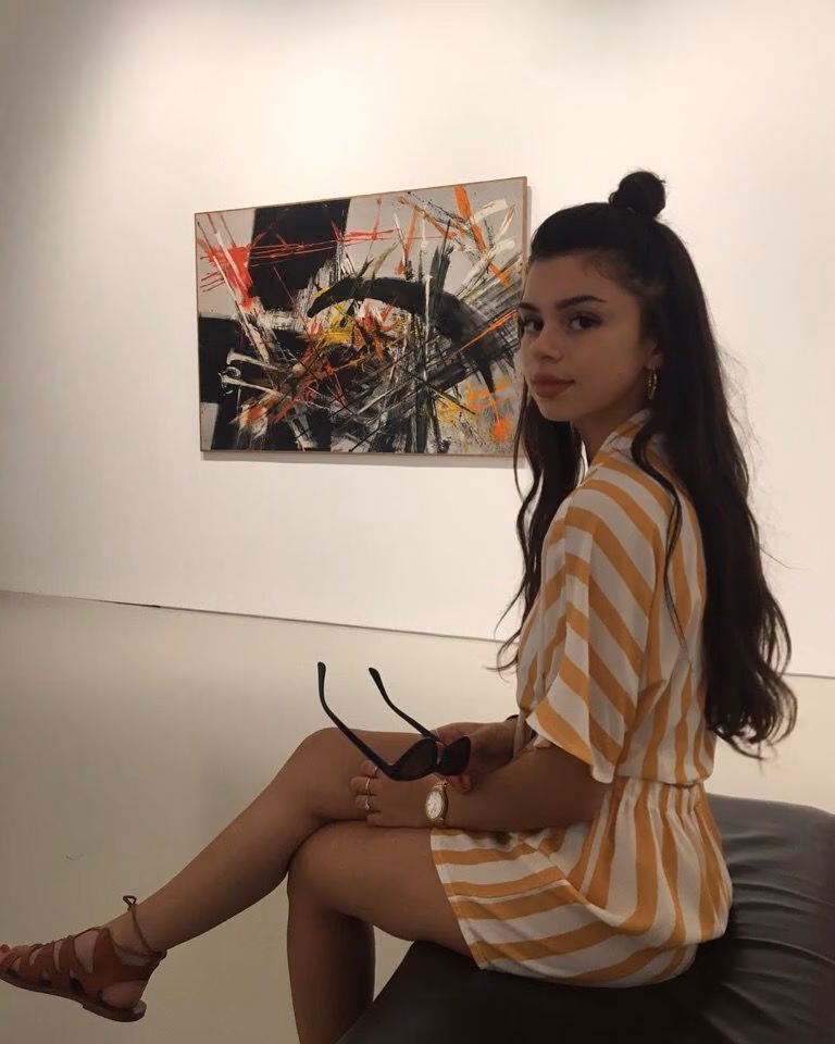 3d549140222431efb5bdafd0cd94fc48.jpg