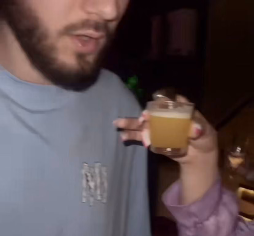 4200137f90b0d4074453fa1c0f5c6c2d.avif