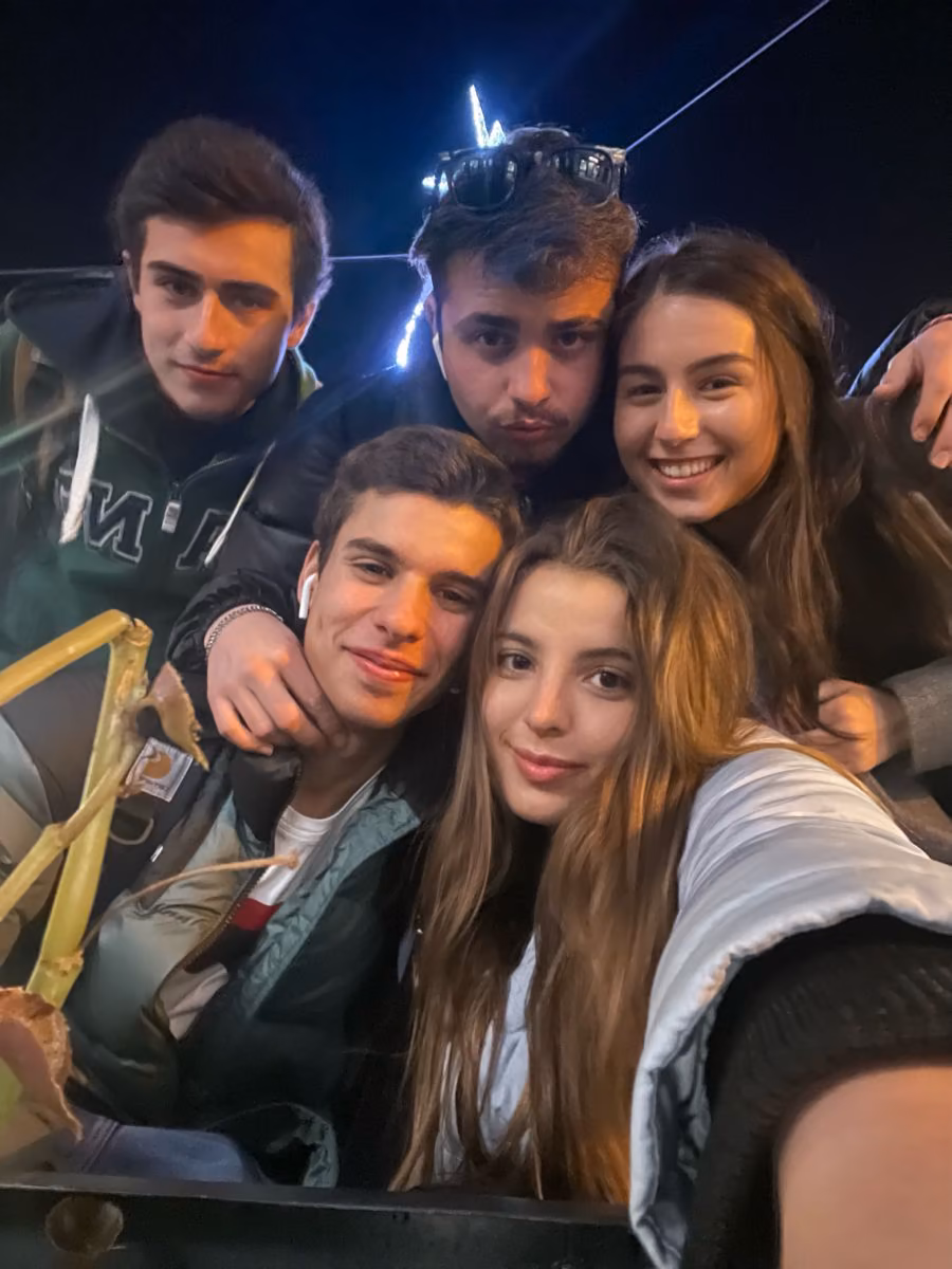 46c7083ca1cdf12c1ee65d76393e3f09.jpg