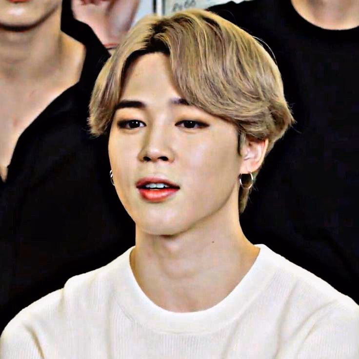 4772c1868d1cfad066d297bd2f5f4b34.jpg