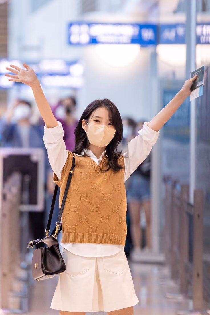 4854e59caf5a4653940b09c1ed95a4e3.avif
