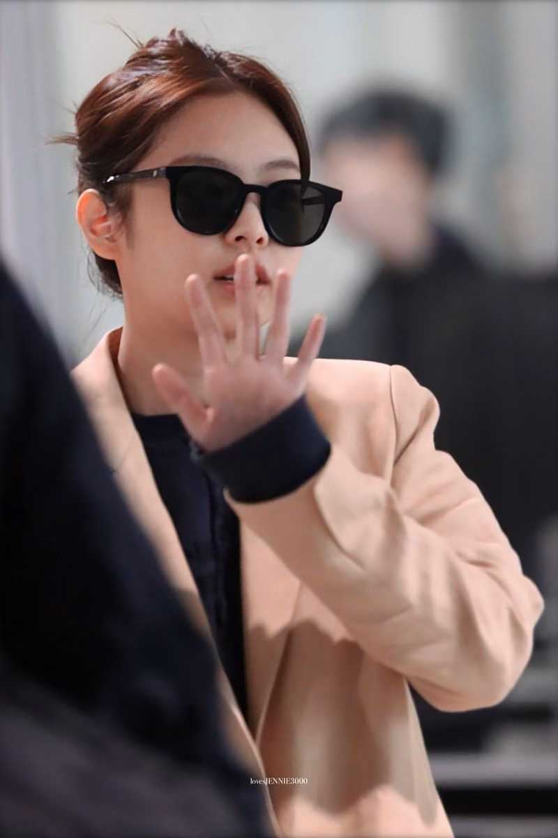 4a4d17ef6e877652123efac114befddd.jpg